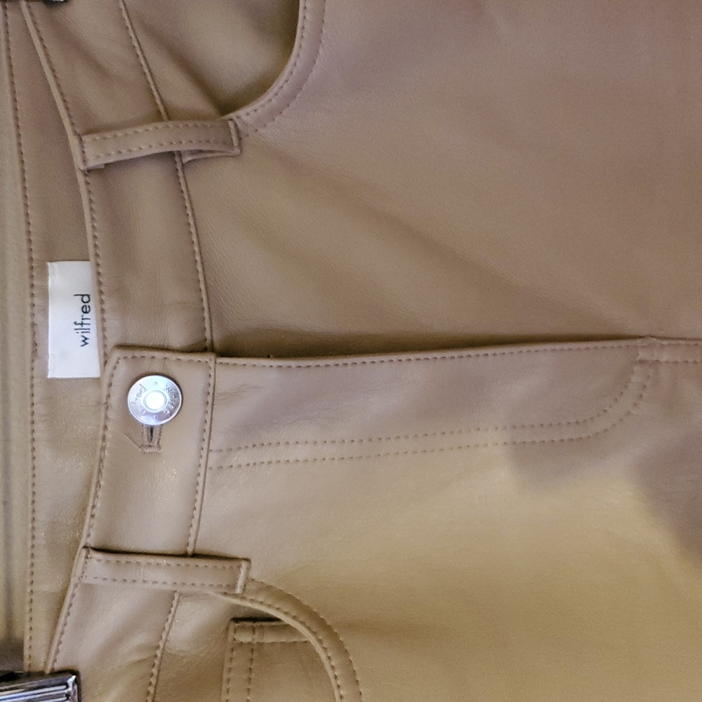 Wilfred Aritzia The Melina Cropped Vegan Leather Pant In Sand Bluff Size 0 NWT - Picture 5 of 13